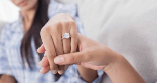 Are online diamond marketplaces safe for buying engagement rings?